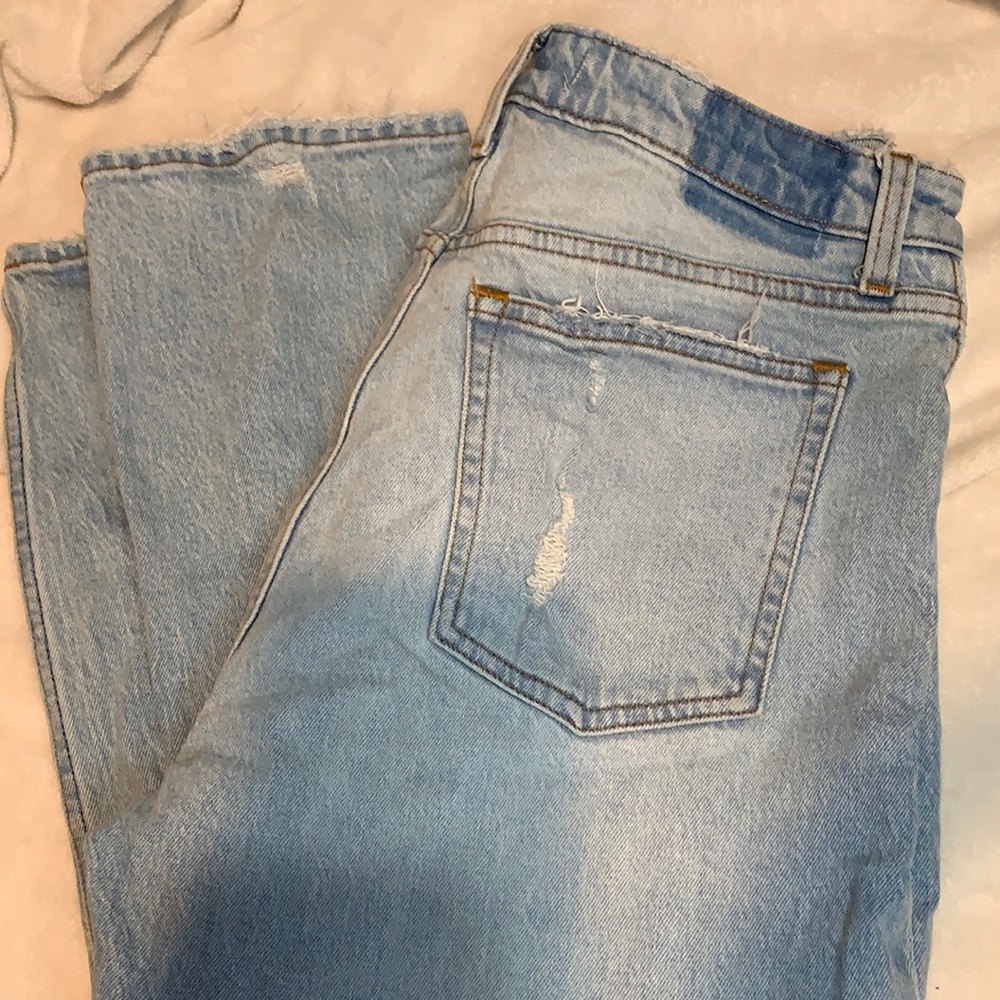 Abercrombie and Fitch “The Mom”high rise jeans